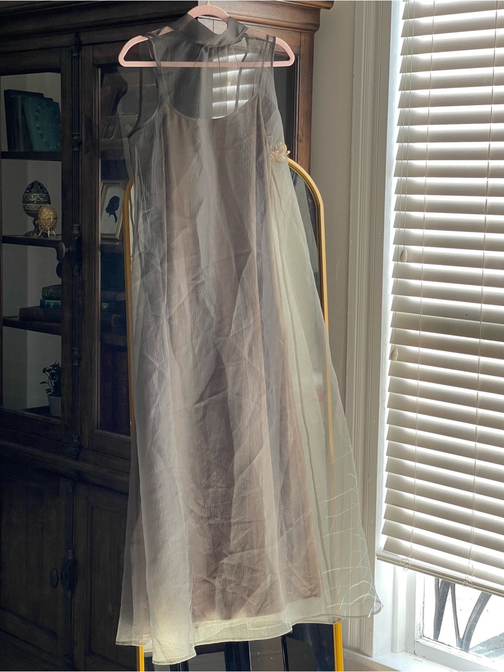 Few Moda CAARA NWT Alette Moss Grey Sheer Organza Maxi Dress - Picture 3 of 12